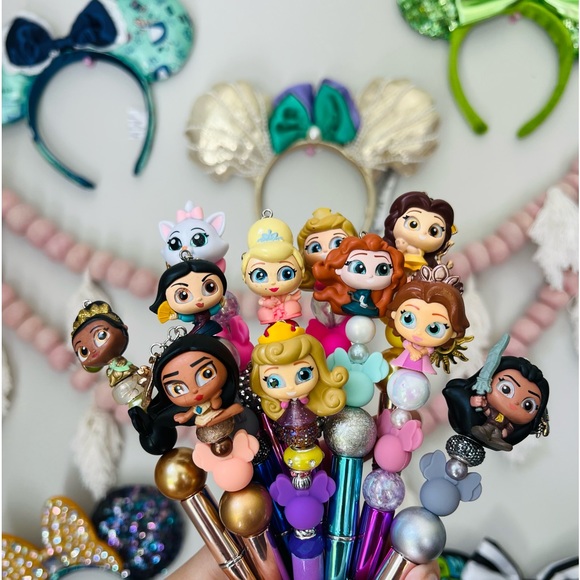 ✨🤗🐭🏰 Disney Doorable Pens handmade ✍️ - Picture 11 of 17